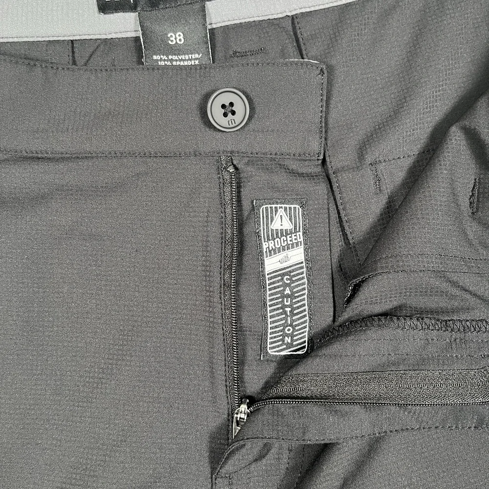 Travis Mathew Men's 38 Chino Golf Shorts *Lot 2 Stretch Performance Flat Front